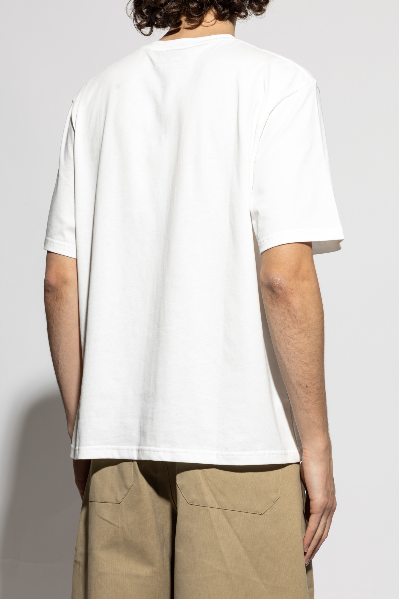 White T-shirt 